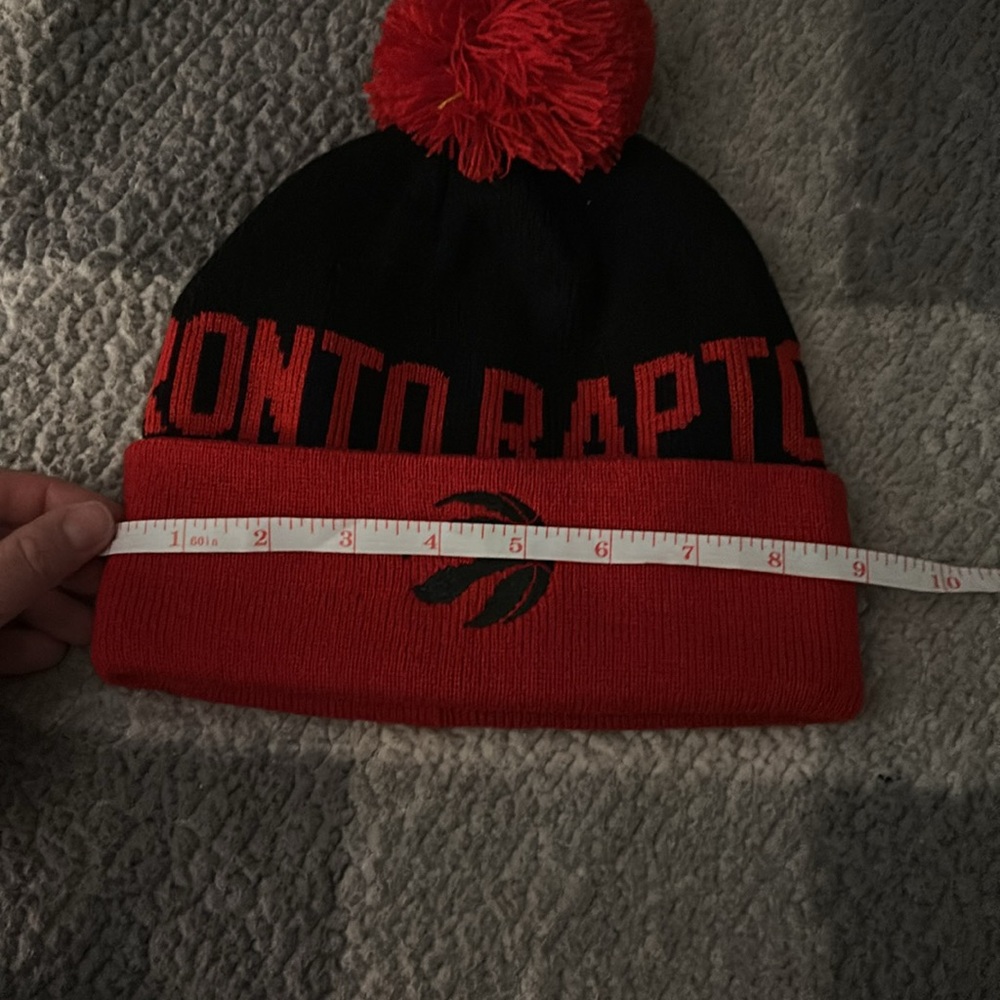 Toronto Raptors Black and Red Pom-Pom Toque - Picture 5 of 6
